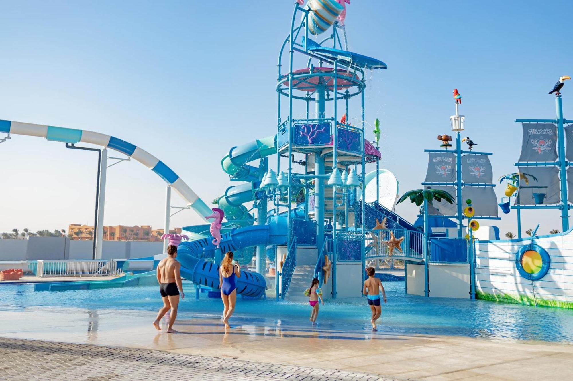 Movenpick Waterpark Resort & Spa Soma Bay Exterior photo