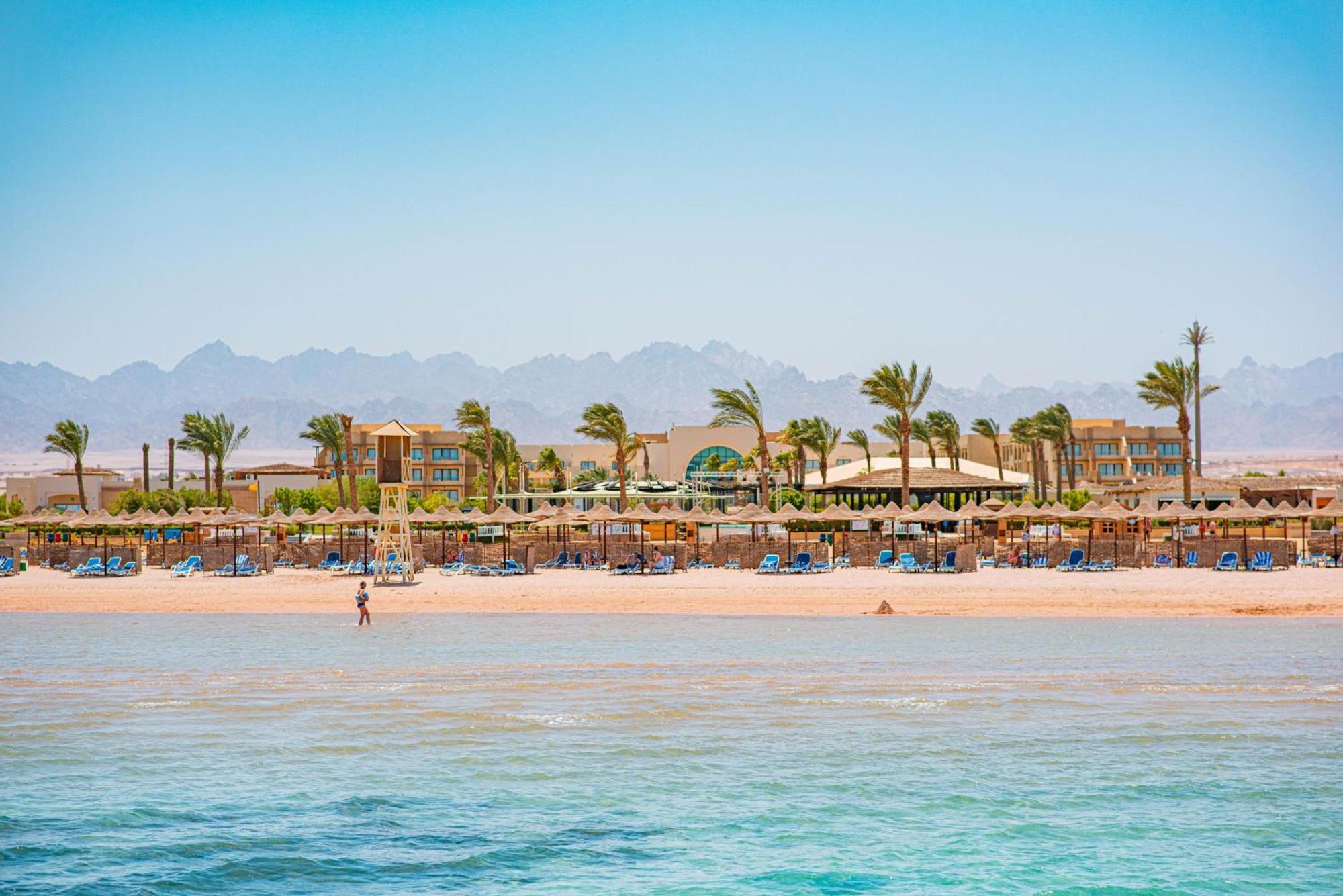 Movenpick Waterpark Resort & Spa Soma Bay Exterior photo
