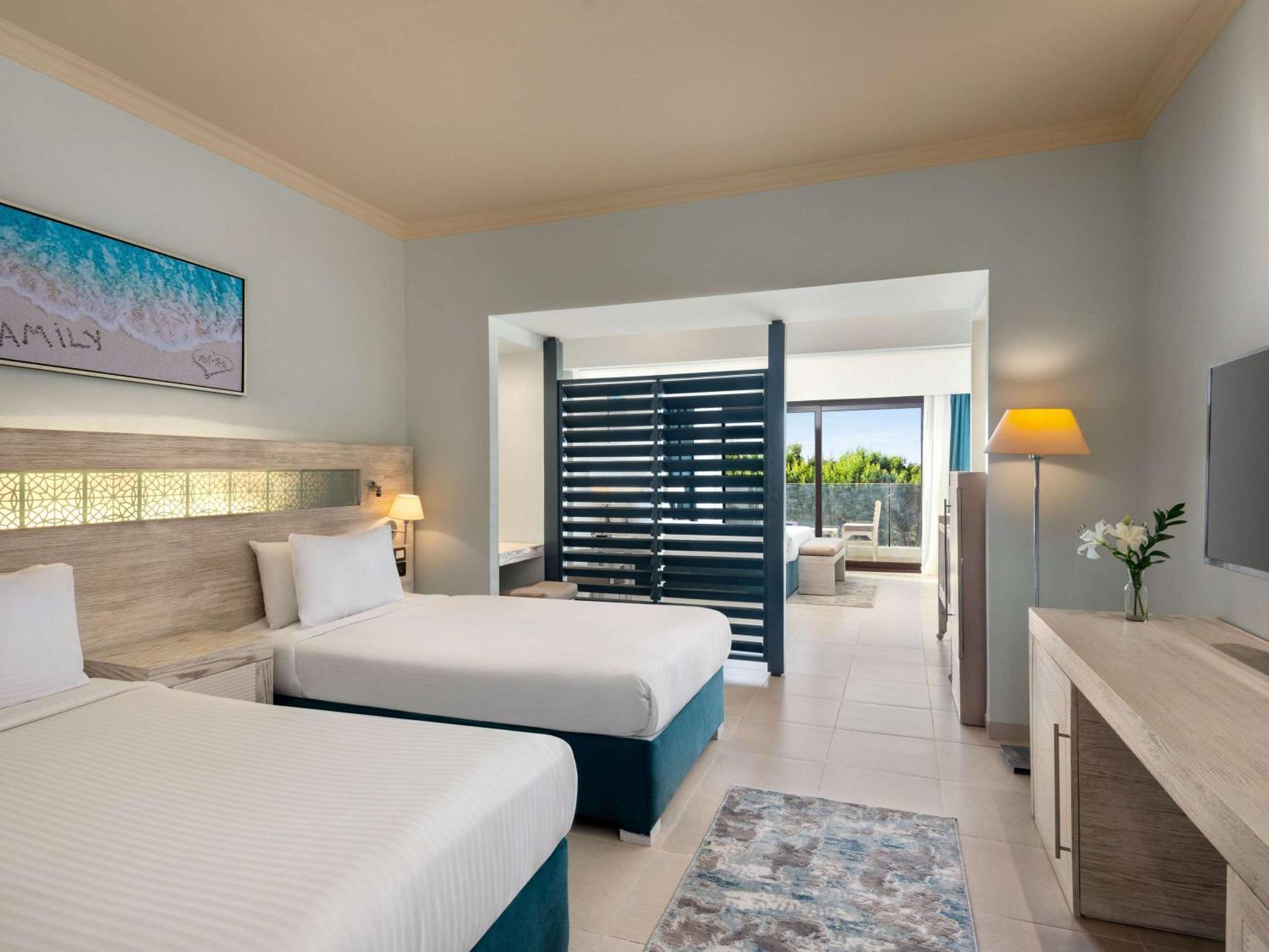Movenpick Waterpark Resort & Spa Soma Bay Exterior photo